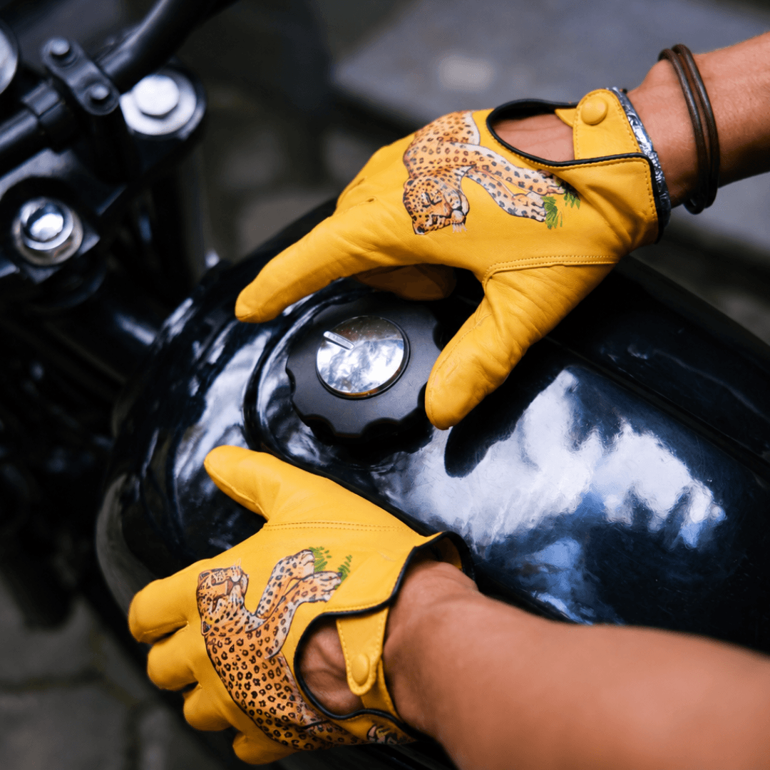 MEN'S HAND-PAINTED LEOPARD DRIVING GLOVES- Limited Edition