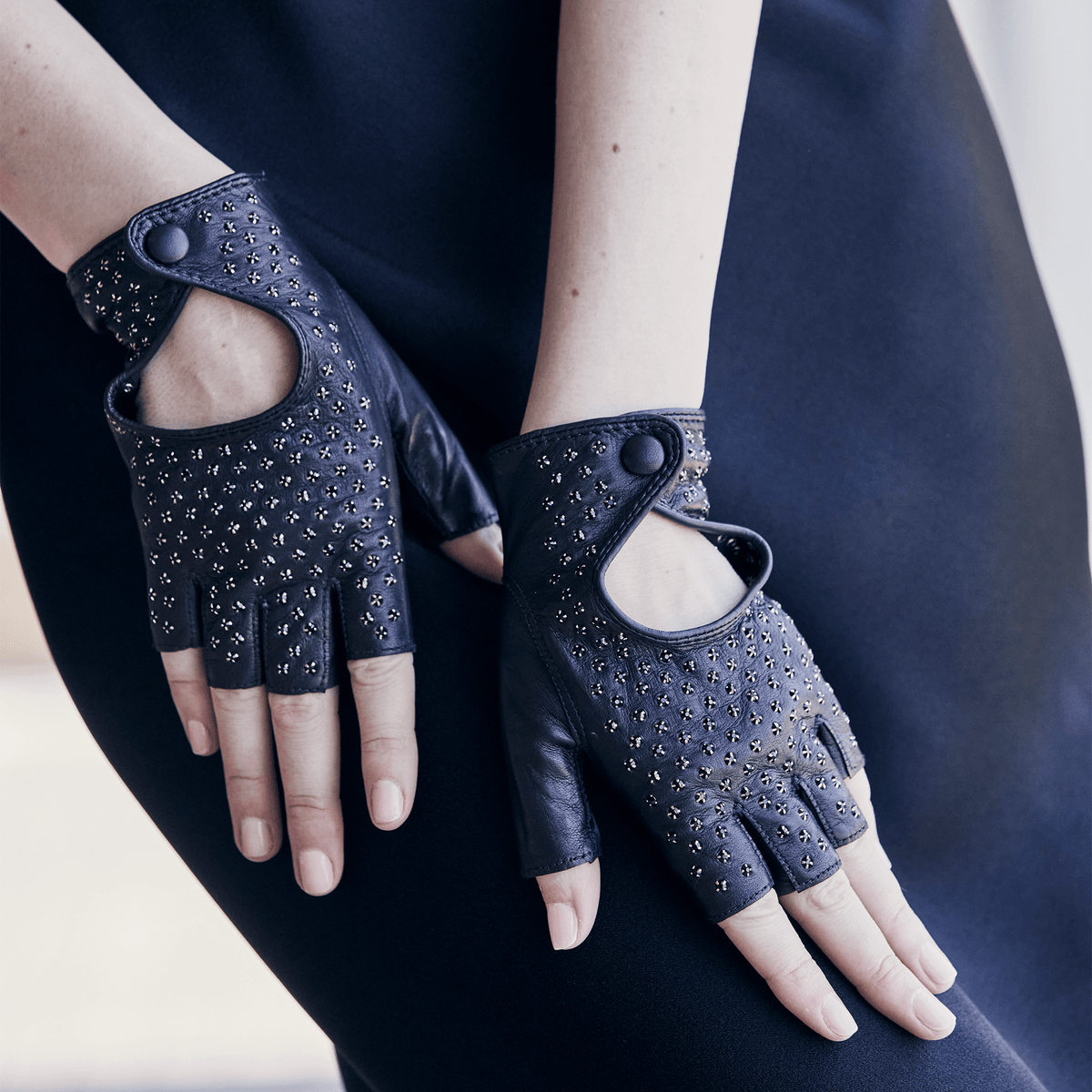 Fingerless Driving Glove with Crystals